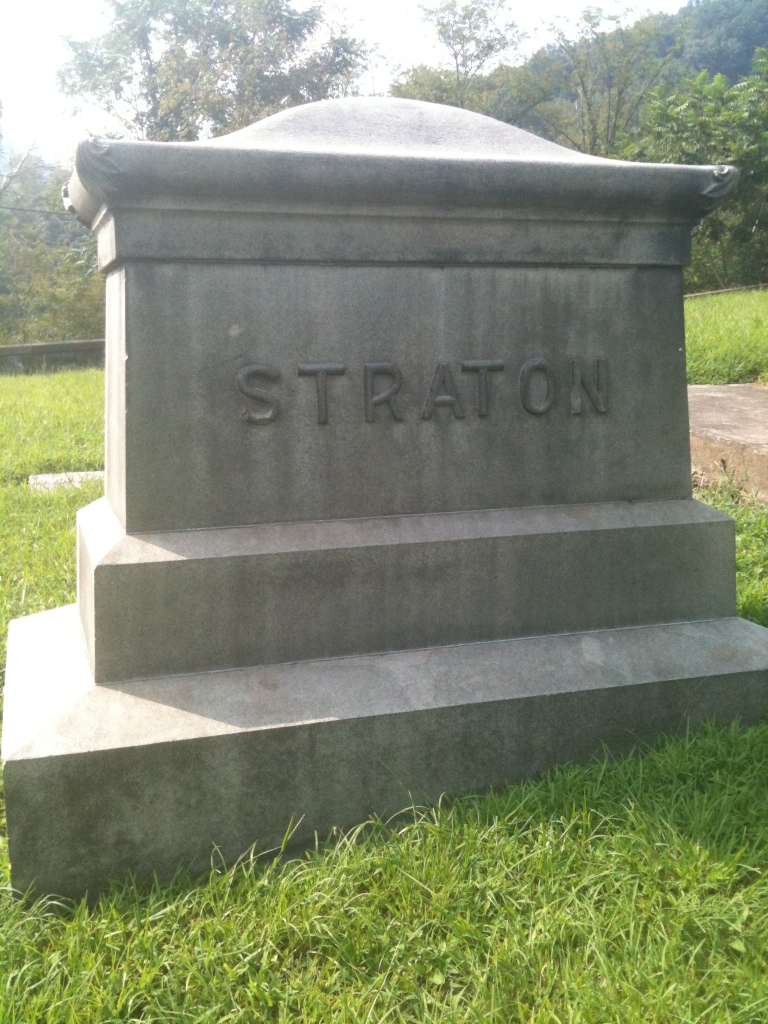 Straton Headstone